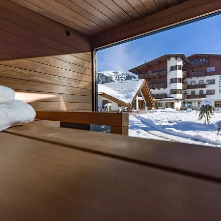Karlwirt Hotel 4*