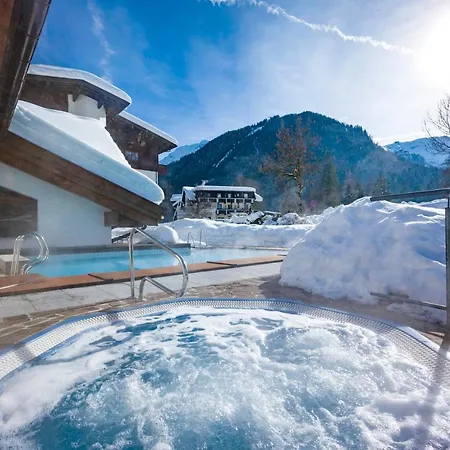 Hotel Karlwirt 4*