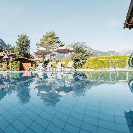 Hotel Karlwirt 4*