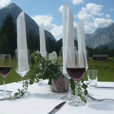 Hotel Karlwirt 4*