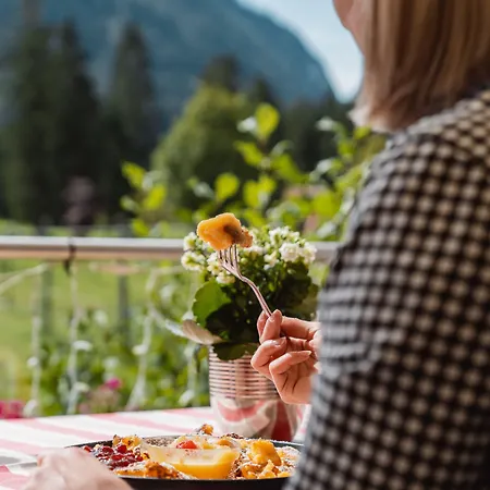 Hotel Karlwirt Pertisau