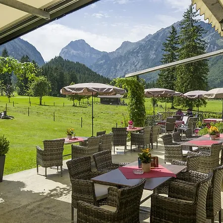 Hotel Karlwirt 4*